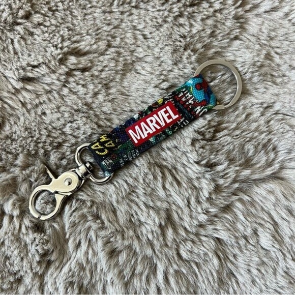 NWOT Unisex Marvel Comic Key Fob Holder - Picture 1 of 4